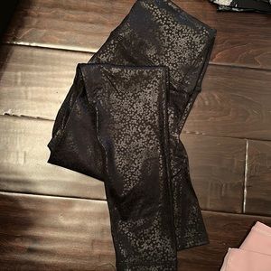 Noli yoga S stretch pants with black muted sequins